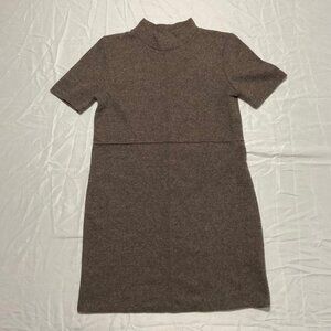 Short Sleeve Knit Dress